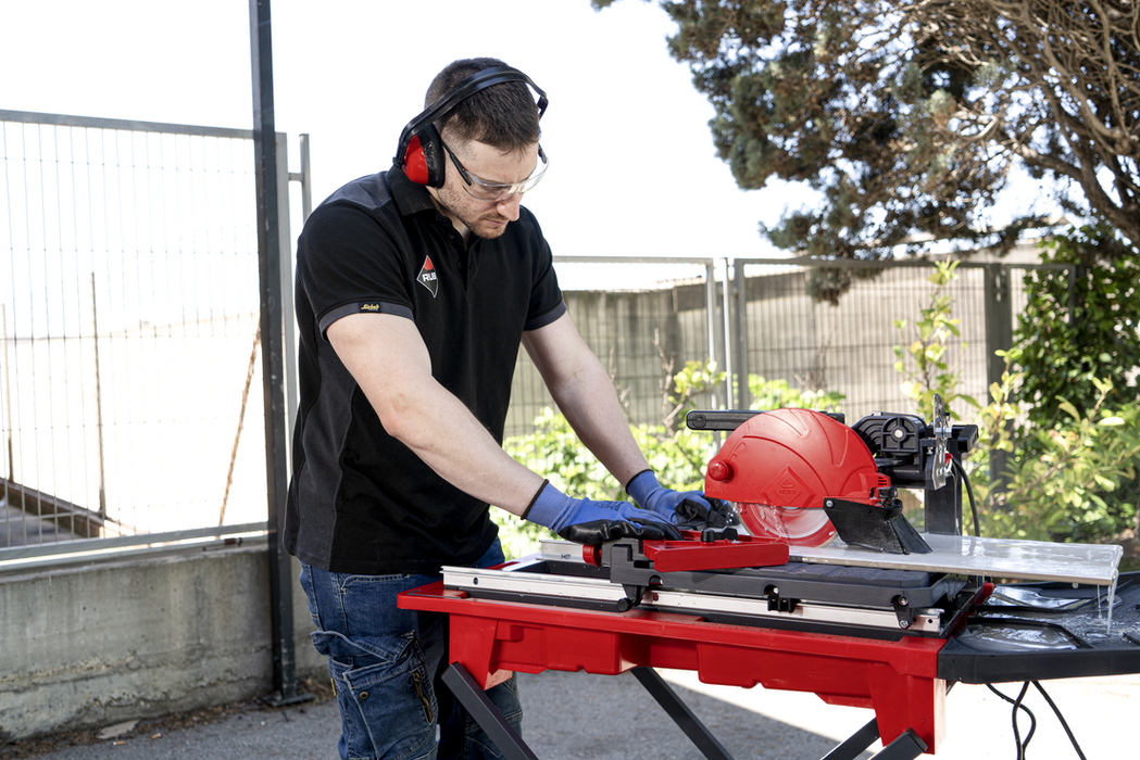 Rubi DT-7" MAX Portable Tile Saw with Stand